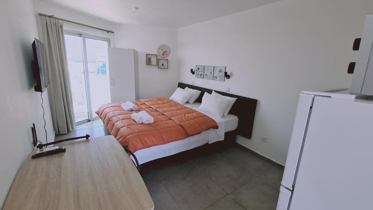 Stay Napa Living Studios Ayia Napa Ngoại thất bức ảnh