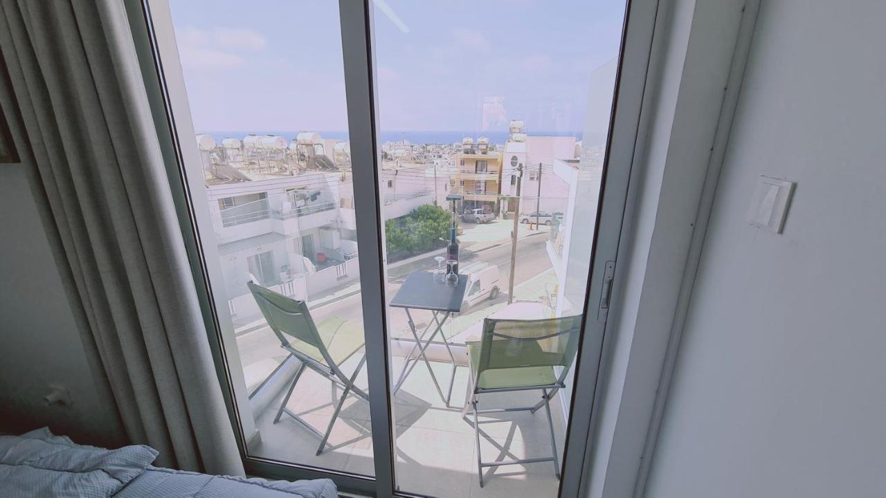 Stay Napa Living Studios Ayia Napa Ngoại thất bức ảnh