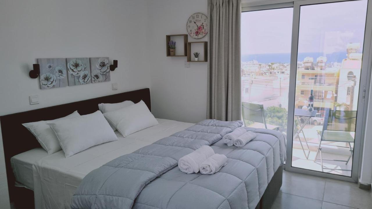 Stay Napa Living Studios Ayia Napa Ngoại thất bức ảnh