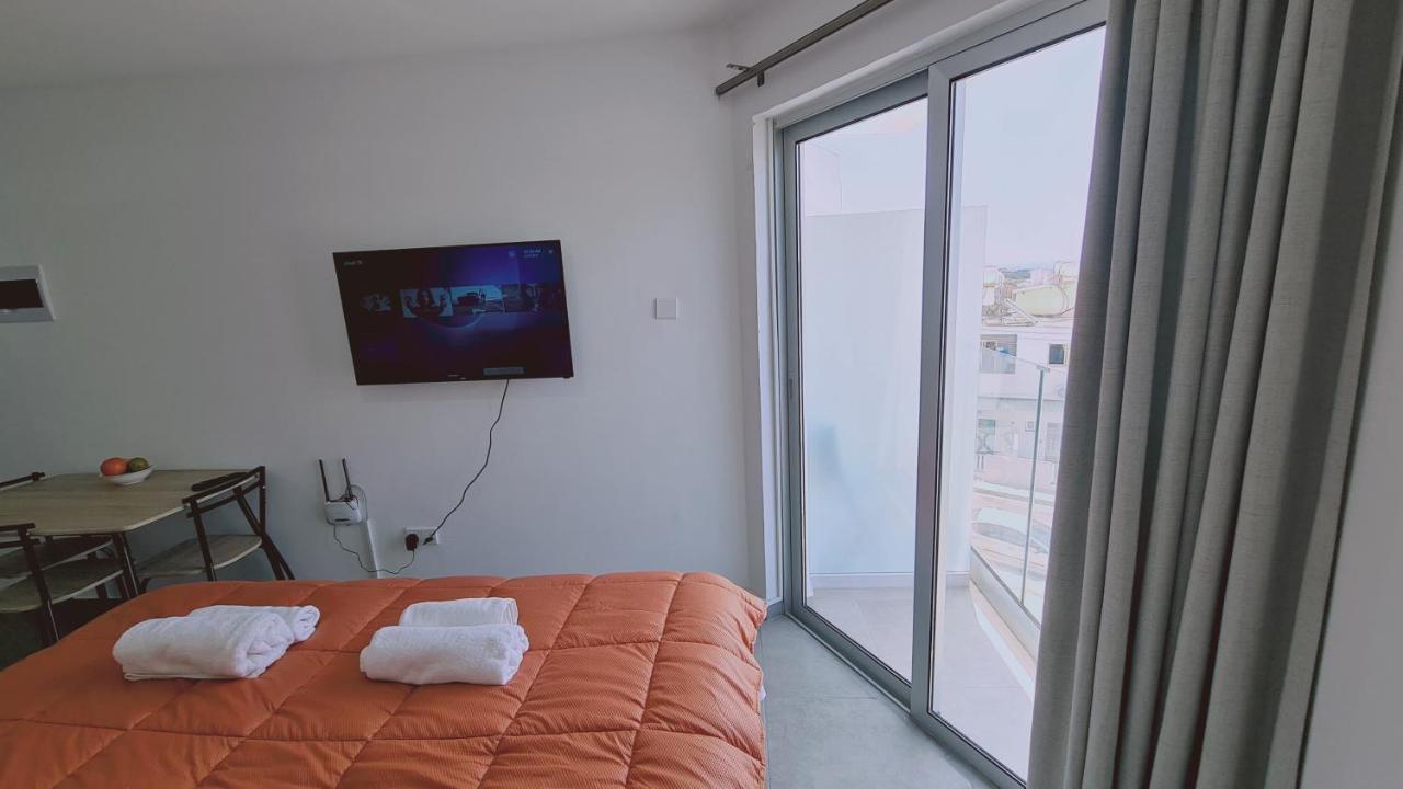 Stay Napa Living Studios Ayia Napa Ngoại thất bức ảnh