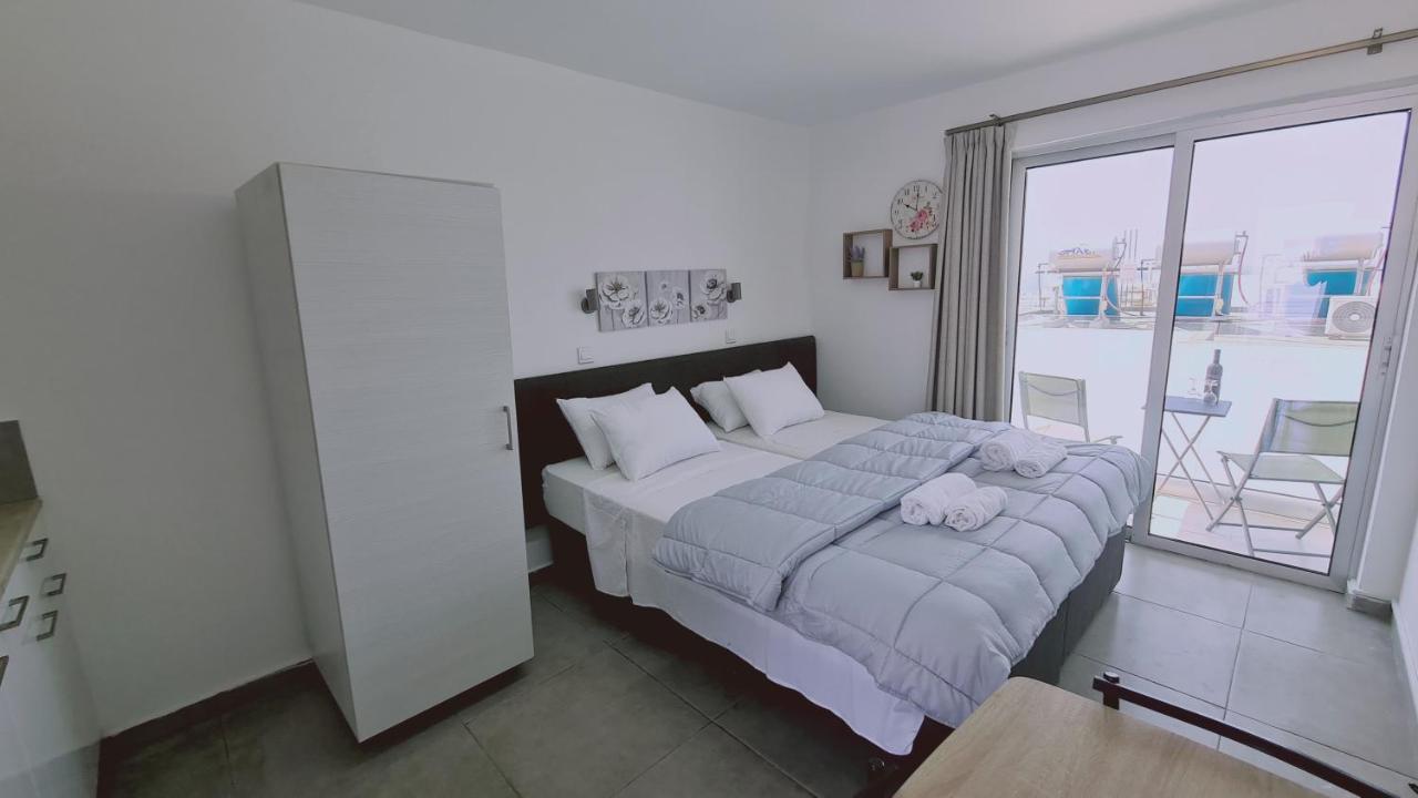 Stay Napa Living Studios Ayia Napa Ngoại thất bức ảnh