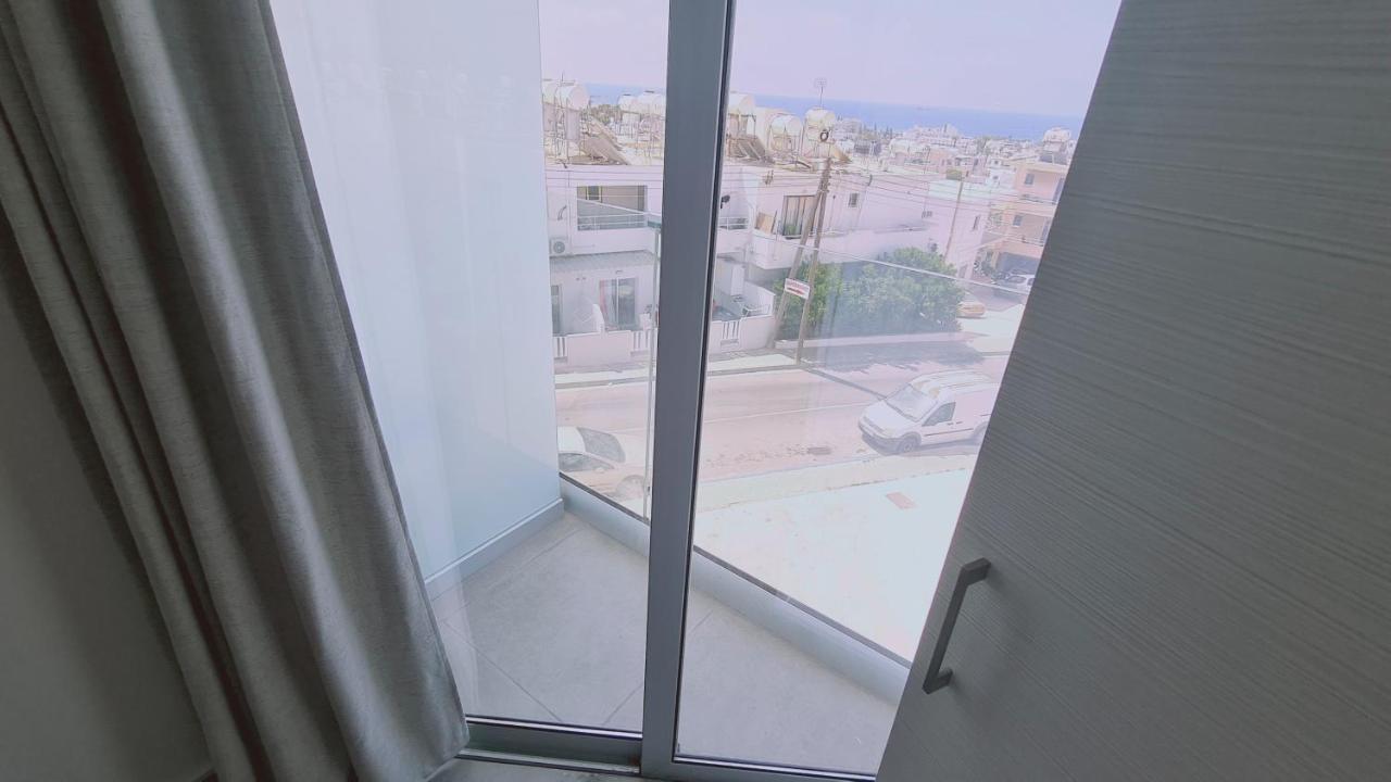 Stay Napa Living Studios Ayia Napa Ngoại thất bức ảnh