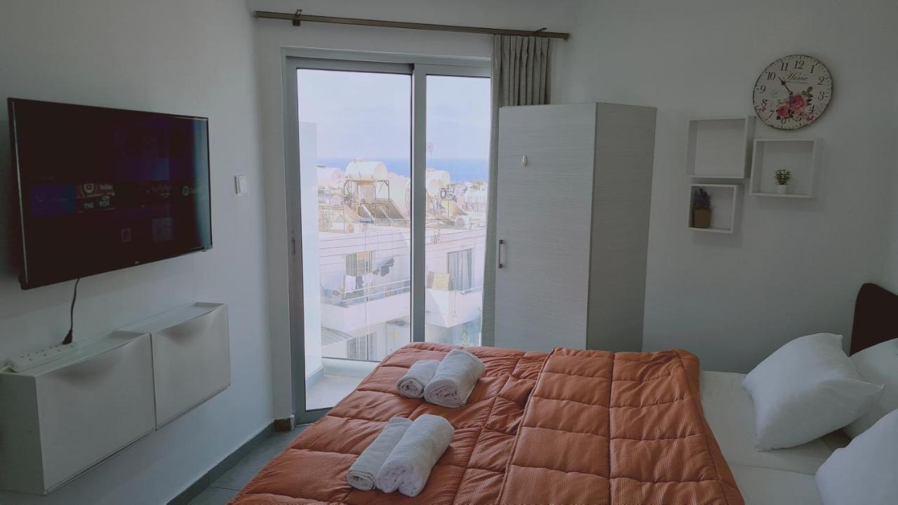 Stay Napa Living Studios Ayia Napa Ngoại thất bức ảnh