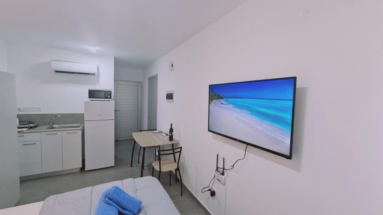 Stay Napa Living Studios Ayia Napa Ngoại thất bức ảnh