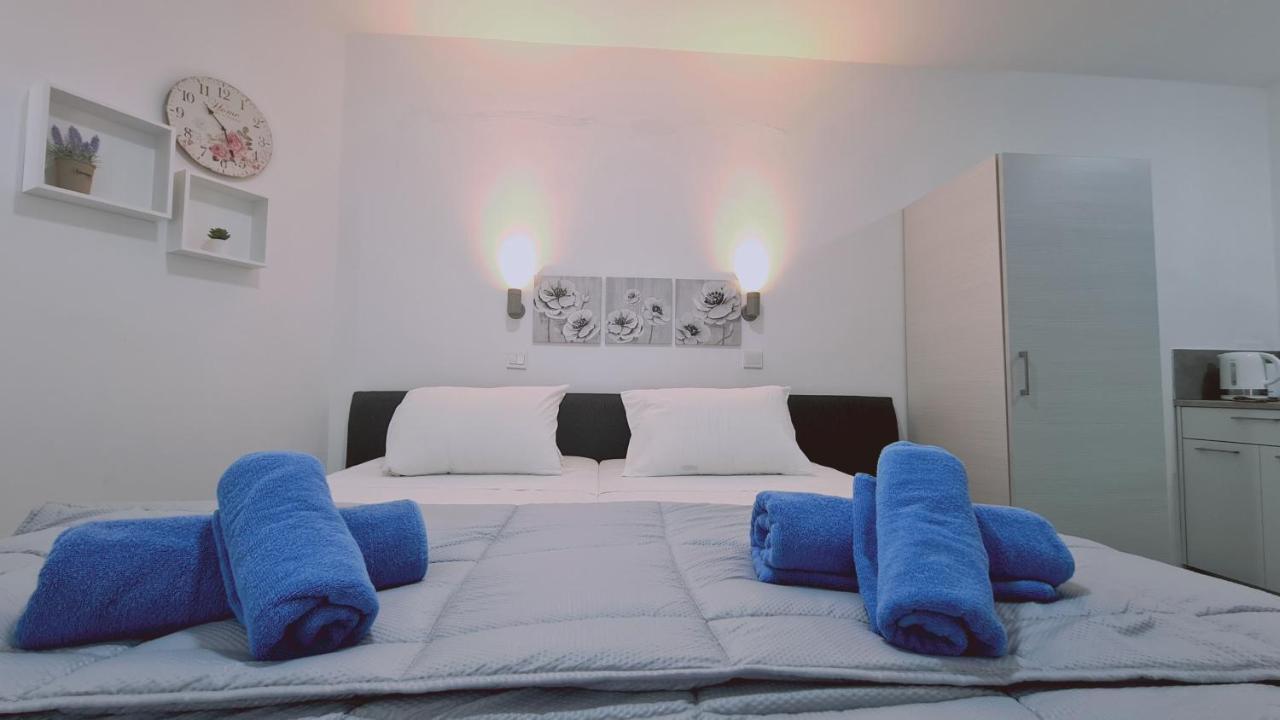 Stay Napa Living Studios Ayia Napa Ngoại thất bức ảnh