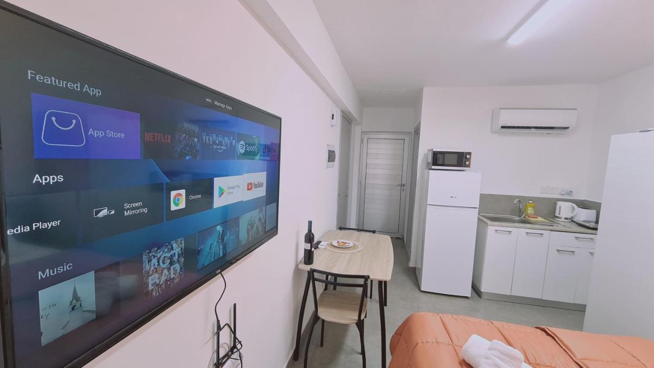 Stay Napa Living Studios Ayia Napa Ngoại thất bức ảnh