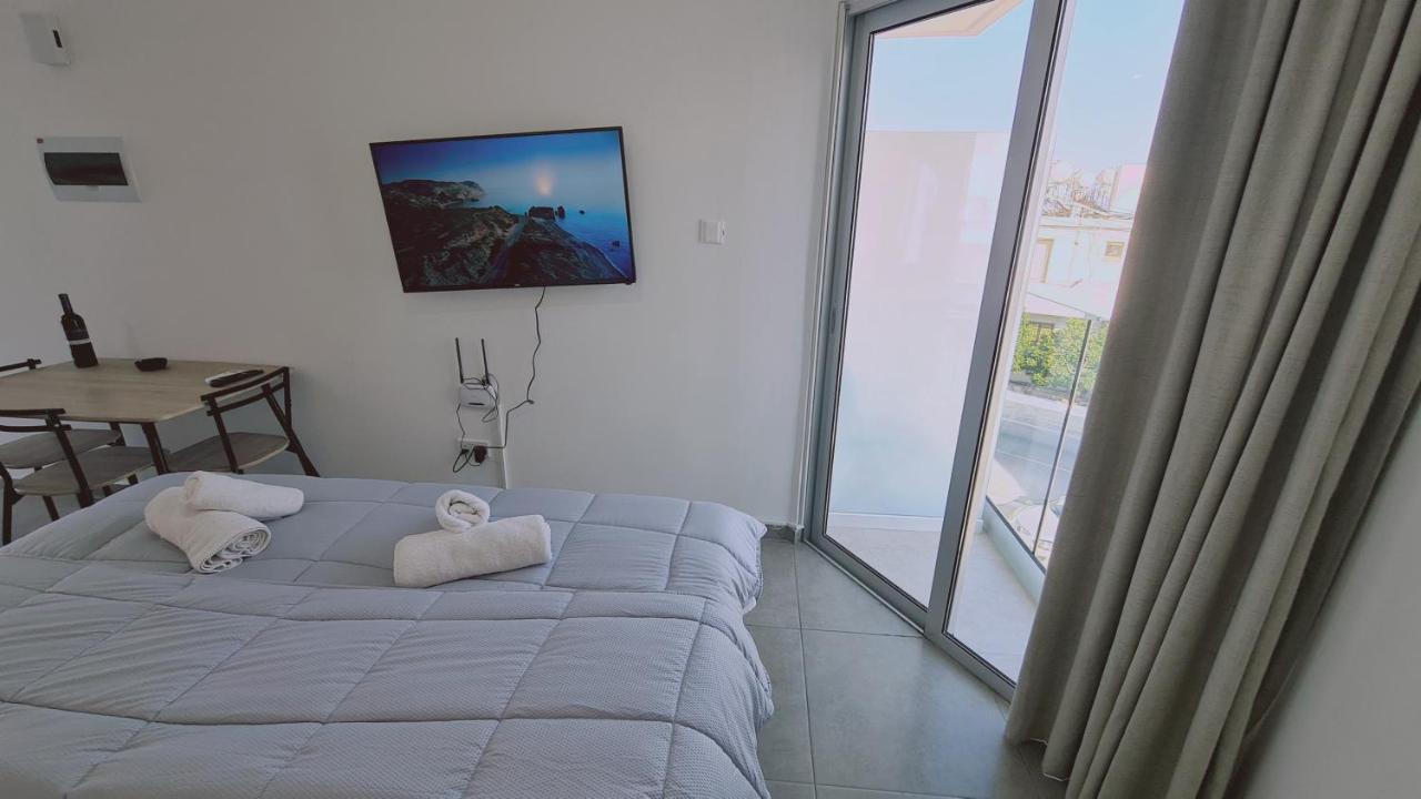 Stay Napa Living Studios Ayia Napa Ngoại thất bức ảnh